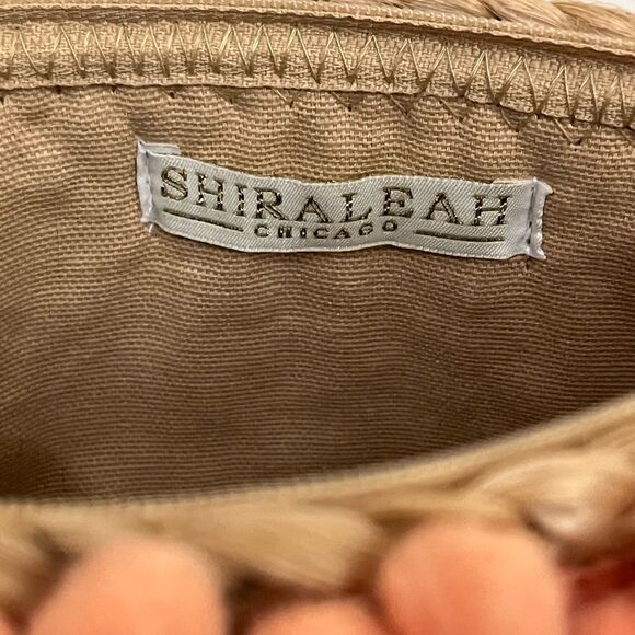 Shiraleah Aubrey Woven Straw PomPom Clutch NEW - Picture 3 of 7